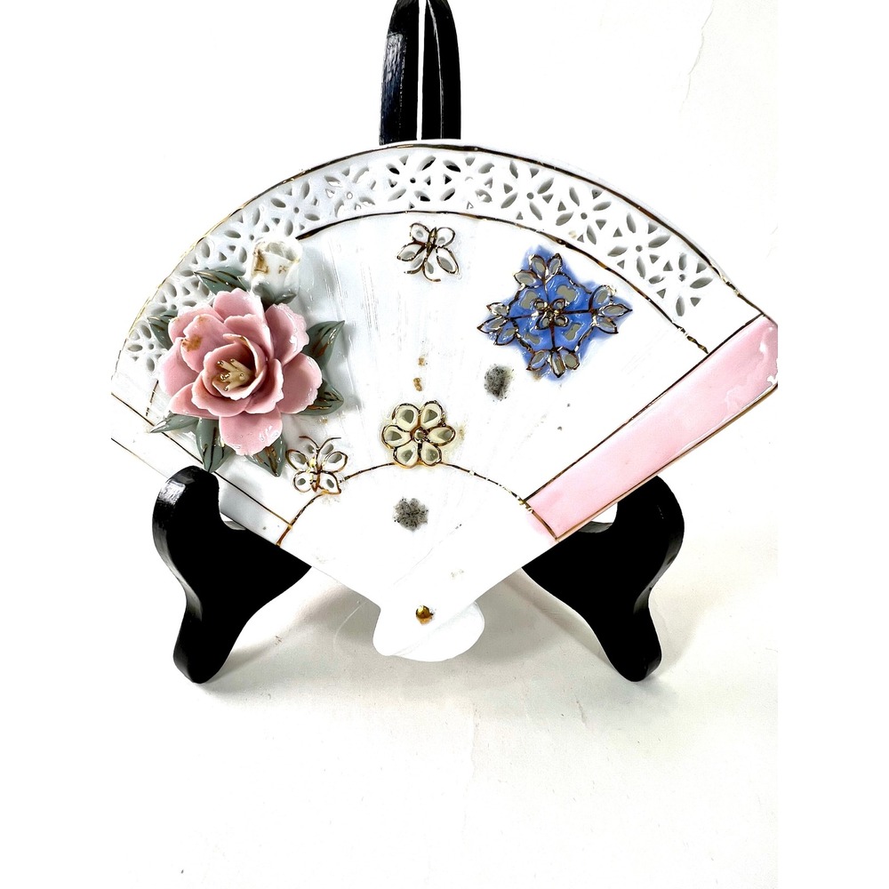 Vintage Porcelain Fan Wall Plaque 3D Pink Rose Gold Trim Lattice Ceramic Decor